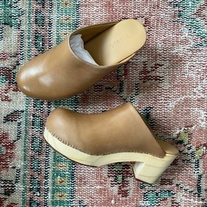 Nisolo All-Day Heeled Clogs | 7.5 Almond NWT
